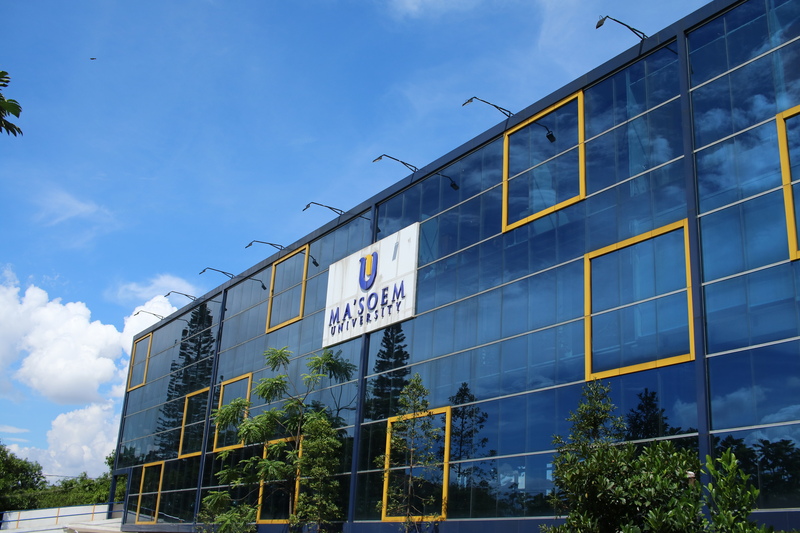 Kuliah Manajemen Bisnis Syariah di Bandung: Biaya Terjangkau, Siap Jadi Pengusaha Islami